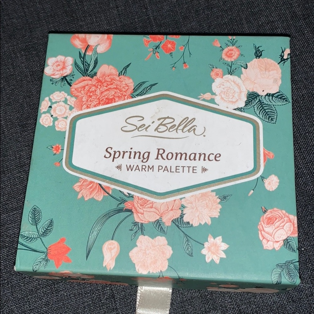 Sei Bella Spring Romance makeup palette NEW,